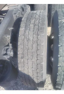MICHELIN 295/75R22.5 TIRE