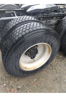 MICHELIN 295/75R22.5 TIRE