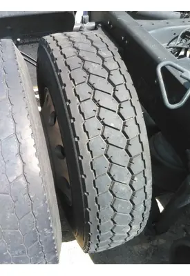 MICHELIN 295/75R22.5 TIRE
