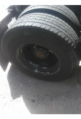 MICHELIN 295/75R22.5 TIRE