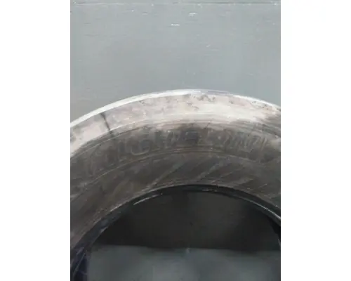 MICHELIN 295/75R22.5 TIRE
