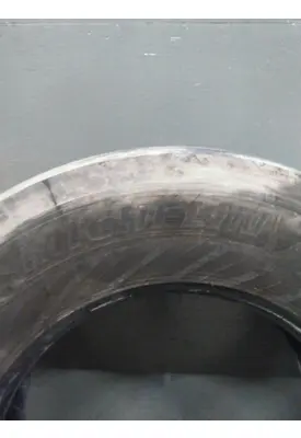 MICHELIN 295/75R22.5 TIRE
