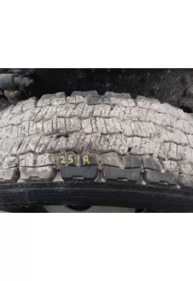 MICHELIN 295/75R22.5 TIRE