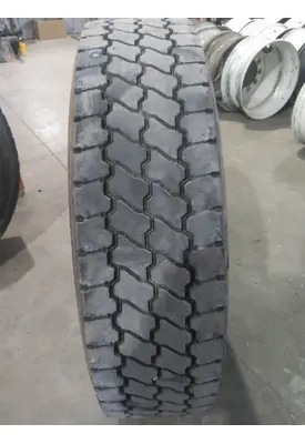 MICHELIN 295/75R22.5 TIRE