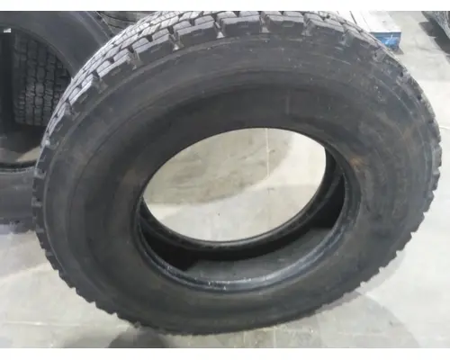 MICHELIN 295/75R22.5 TIRE