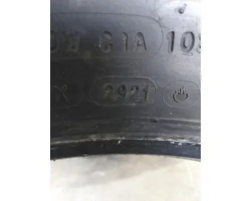 MICHELIN 295/75R22.5 TIRE