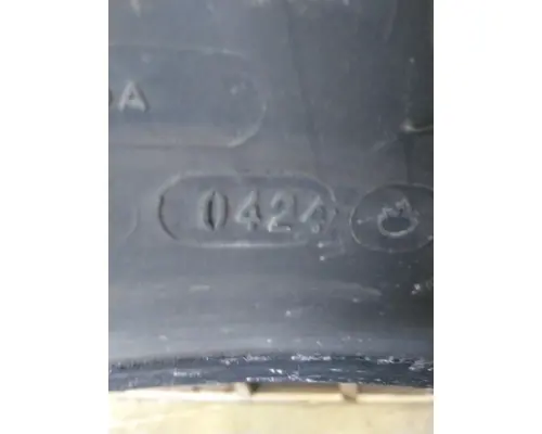 MICHELIN 295/75R22.5 TIRE