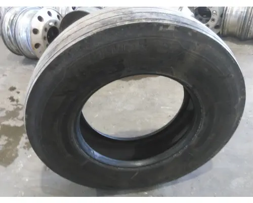 MICHELIN 295/75R22.5 TIRE