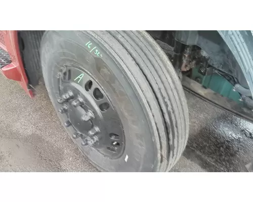 MICHELIN 295/75R22.5 TIRE