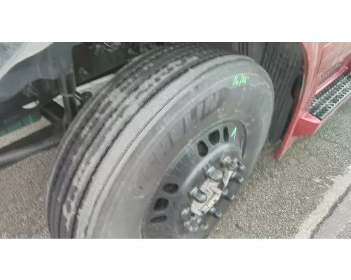 MICHELIN 295/75R22.5 TIRE