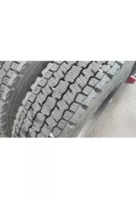 MICHELIN 295/75R22.5 TIRE