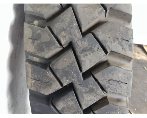 MICHELIN 315/80R22.5 TIRE