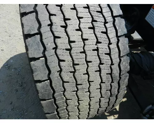 MICHELIN 445/50/R22.5 Tires