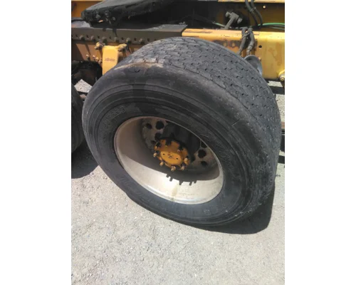 MICHELIN 445/50R22.5 TIRE