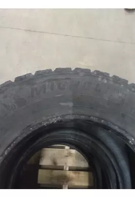 MICHELIN 445/50R22.5 TIRE