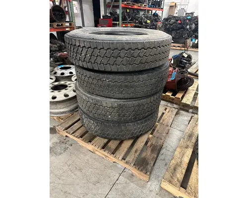 MISC. EQUIPMENT 11R22.5 Tires