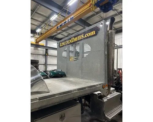 MISC. EQUIPMENT FLAT BED Box  Bed