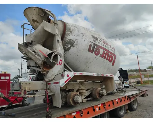 MISC. EQUIPMENT MIXER KIT Box  Bed