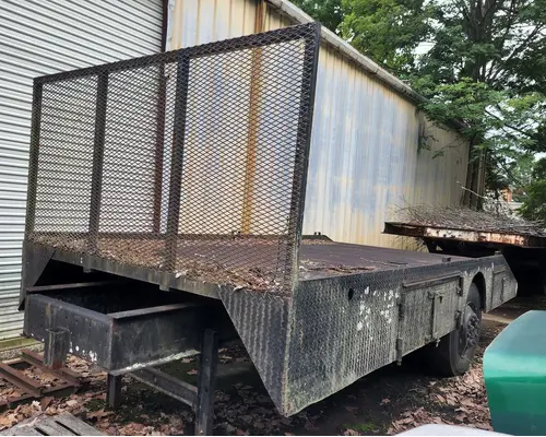 MISC. EQUIPMENT  Box  Bed