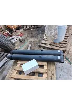 MISC. EQUIPMENT  Box / Bed