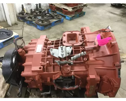 MITSUBISHI FUSO 6 SPEED TRANSMISSION ASSEMBLY