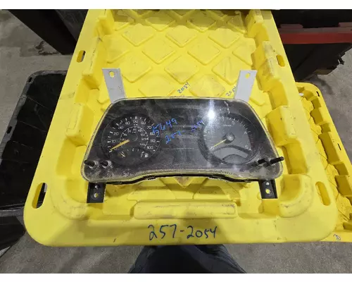 MITSUBISHI FUSO FE-SP Instrument Cluster