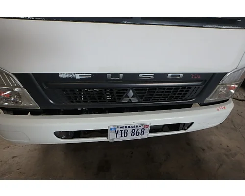 MITSUBISHI FUSO FE140 Grille