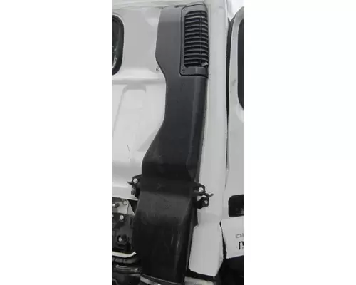 MITSUBISHI FUSO FE180 Air Cleaner