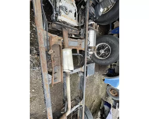 MITSUBISHI FUSO FE180 Complete Vehicle