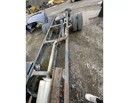 MITSUBISHI FUSO FE180 Complete Vehicle