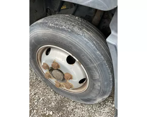 MITSUBISHI FUSO FE180 Complete Vehicle