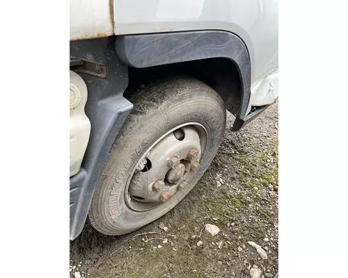 MITSUBISHI FUSO FE180 Complete Vehicle
