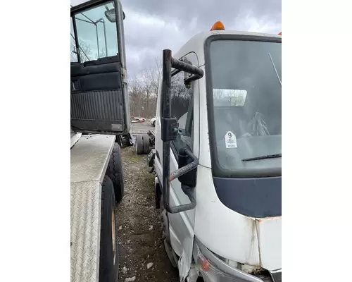 MITSUBISHI FUSO FE180 Complete Vehicle