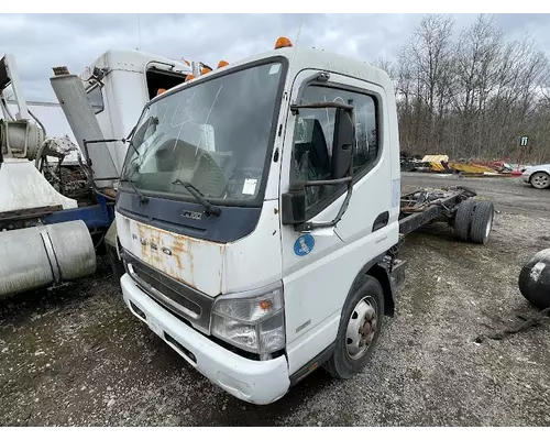 MITSUBISHI FUSO FE180 Complete Vehicle