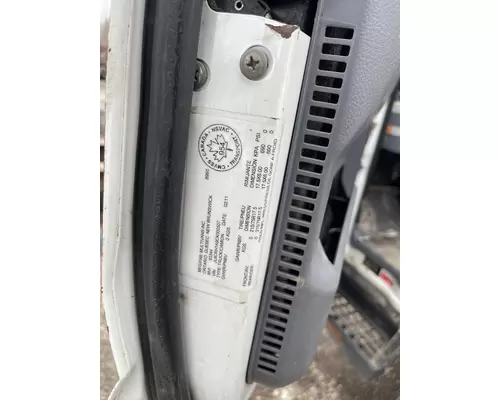 MITSUBISHI FUSO FE180 Complete Vehicle