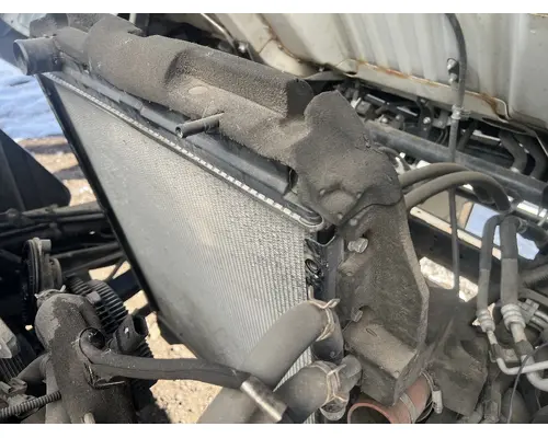 MITSUBISHI FUSO FE180 Cooling Assy. (Rad., Cond., ATAAC)