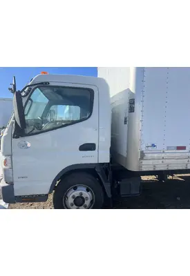 MITSUBISHI FUSO FE180 Door Assembly, Front