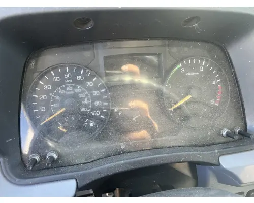 MITSUBISHI FUSO FE180 Instrument Cluster