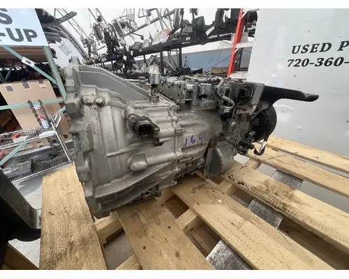 MITSUBISHI FUSO FE180 Transmission Assembly