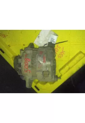 MITSUBISHI FUSO FE639 Alternator