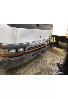 MITSUBISHI FUSO FE639 GRILLE