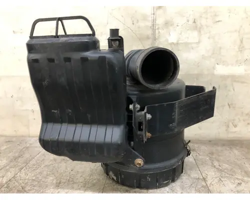 MITSUBISHI FUSO FE649 Air Cleaner