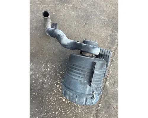 MITSUBISHI FUSO FE649 Air Cleaner