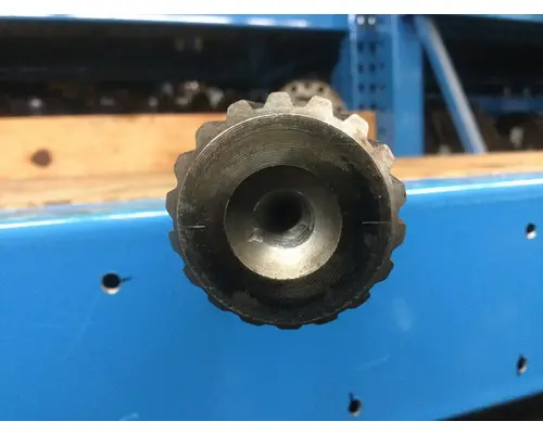 MITSUBISHI FUSO FE649 Axle Shaft