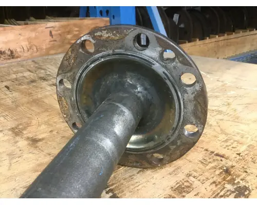 MITSUBISHI FUSO FE649 Axle Shaft