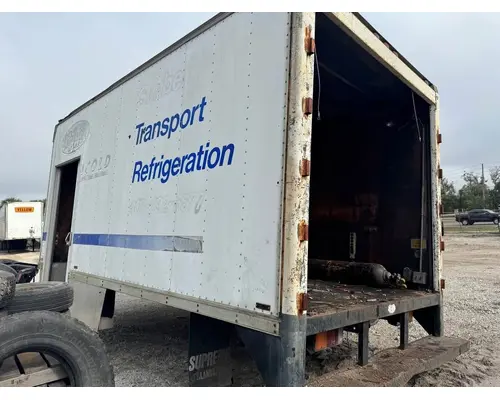 MITSUBISHI FUSO FE649 Box  Bed