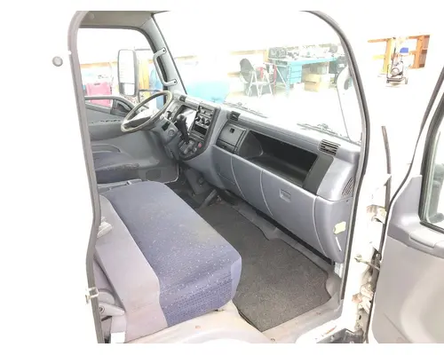 MITSUBISHI FUSO FE649 Cab Assembly