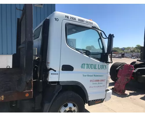 MITSUBISHI FUSO FE649 Cab Assembly