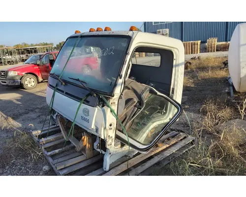 MITSUBISHI FUSO FE649 Cab Assembly