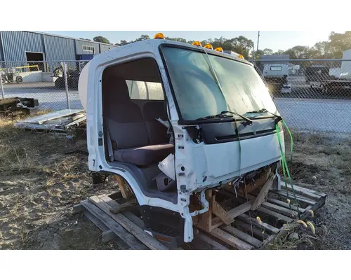 MITSUBISHI FUSO FE649 Cab Assembly